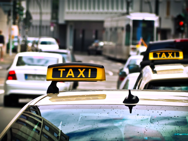 CONDUCTOR TAXI